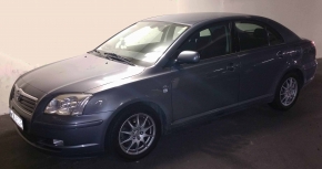 TOYOTA Avensis 2.0 TOYOTA Avensis 2.0
