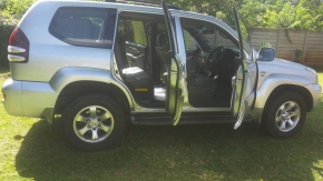 TOYOTA Landcruiser
