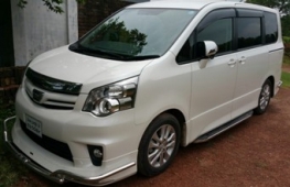 TOYOTA 2012 TOYOTA 2012