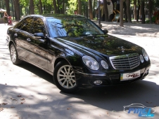 MERCEDES-BENZ W211